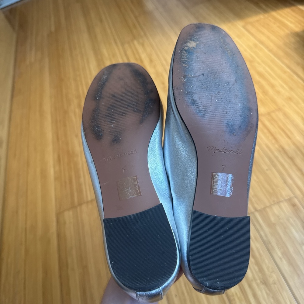 Madewell Silver Leather Ballet Flats with Black Strap - Picture 16 of 16